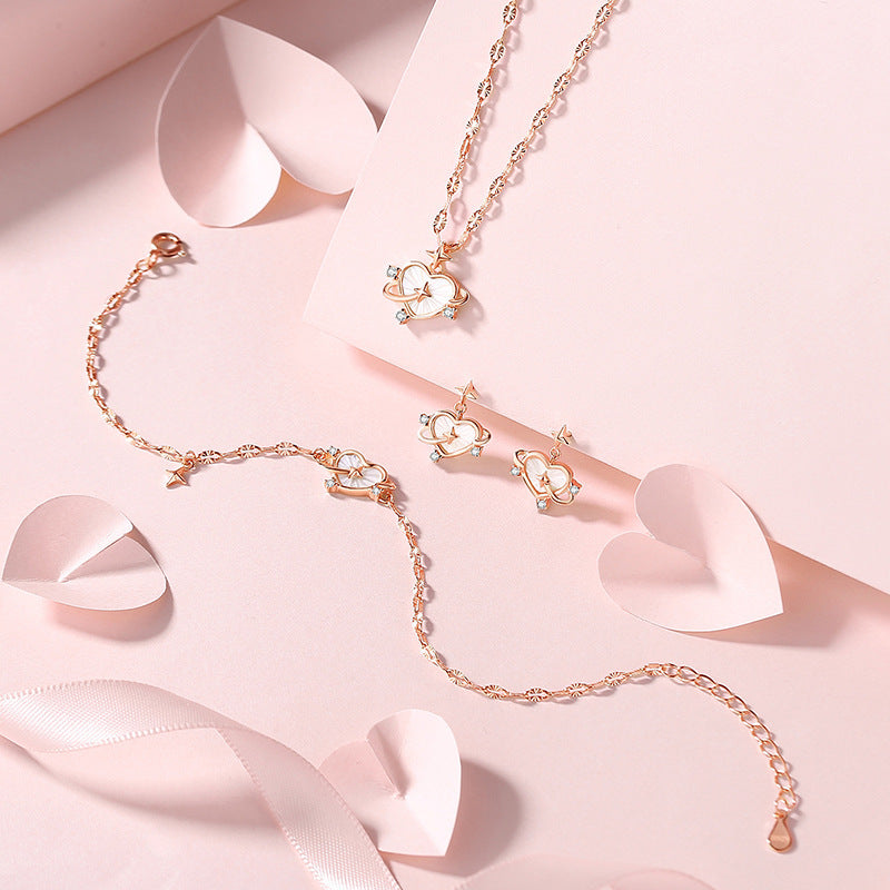 Rose Gold Heart-shaped Fritillary Clavicle Chain Jewelry